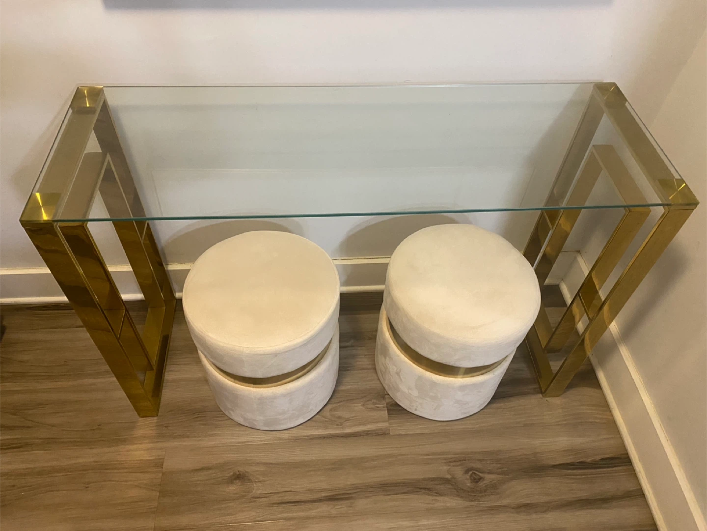 Gold Console Table with 2 Round Stools - photo 3