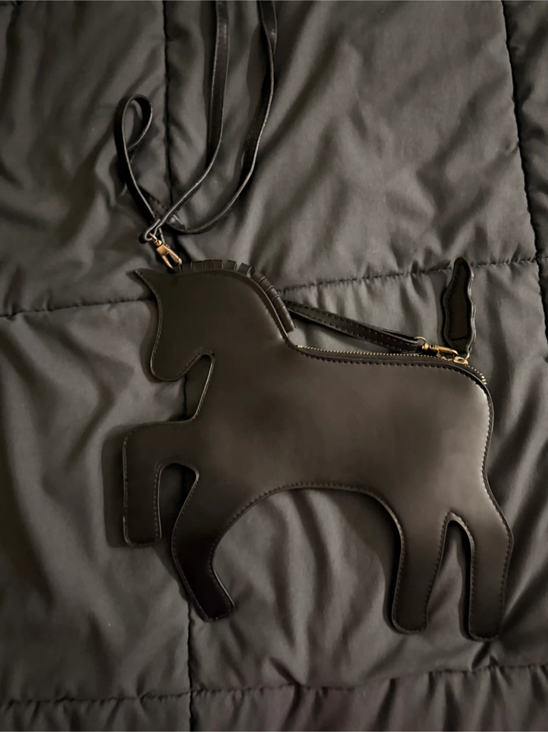 Black Horse Crossbody Bag🏆 - photo 2