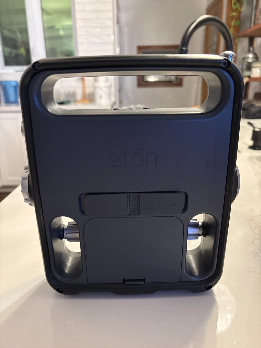 Eton Hand Turbine Emergency Radio - photo 4