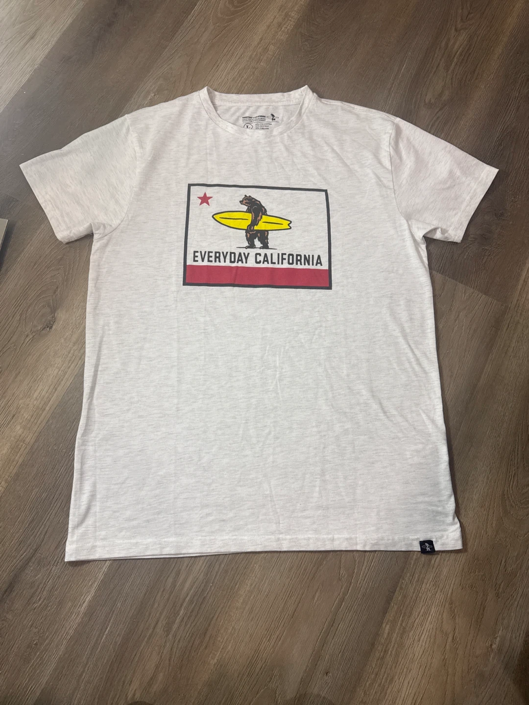 Everyday California T-Shirt, Size L
