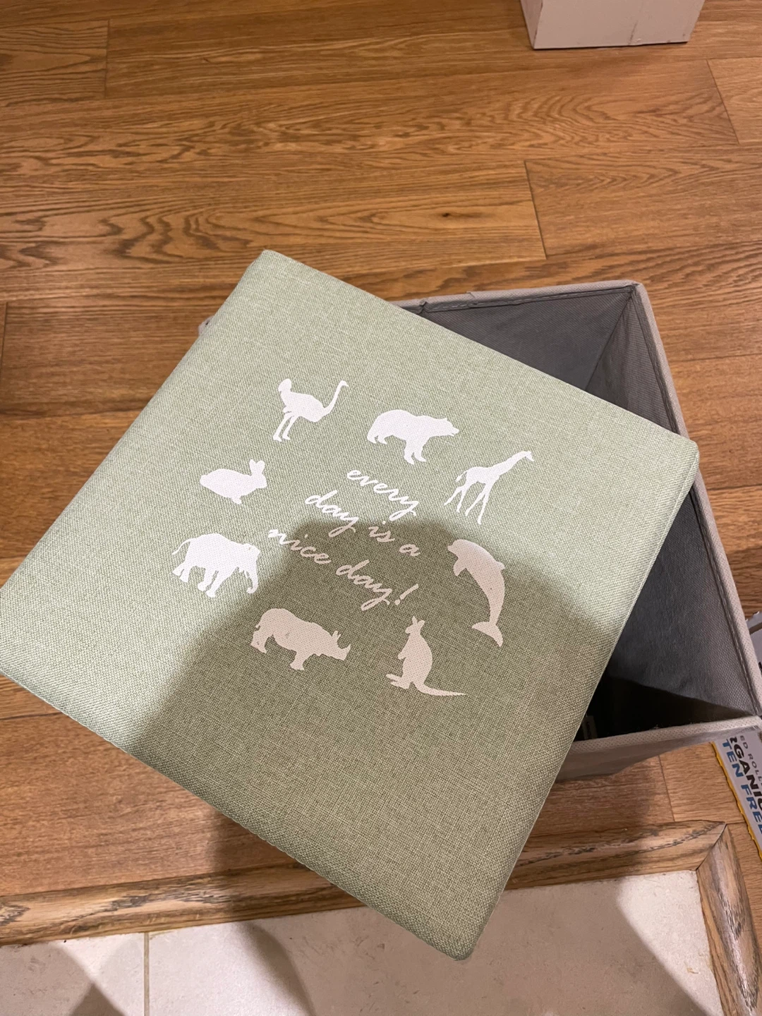 Miniso Foldable Storage Stool - photo 2
