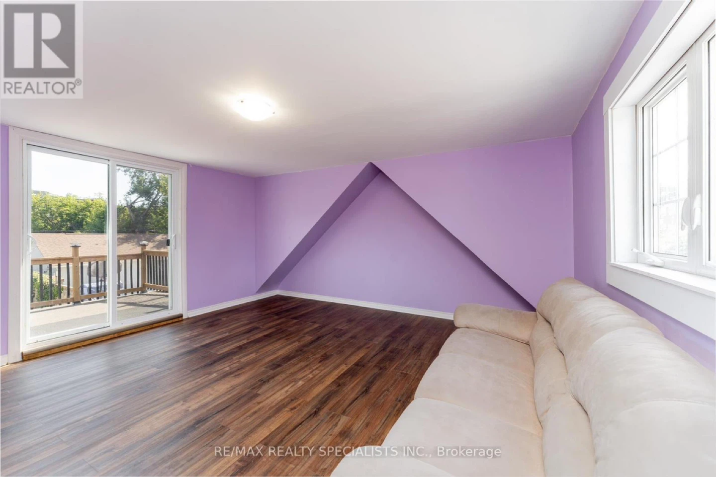 UPPER UNIT FOR RENT – OSHAWA - photo 5