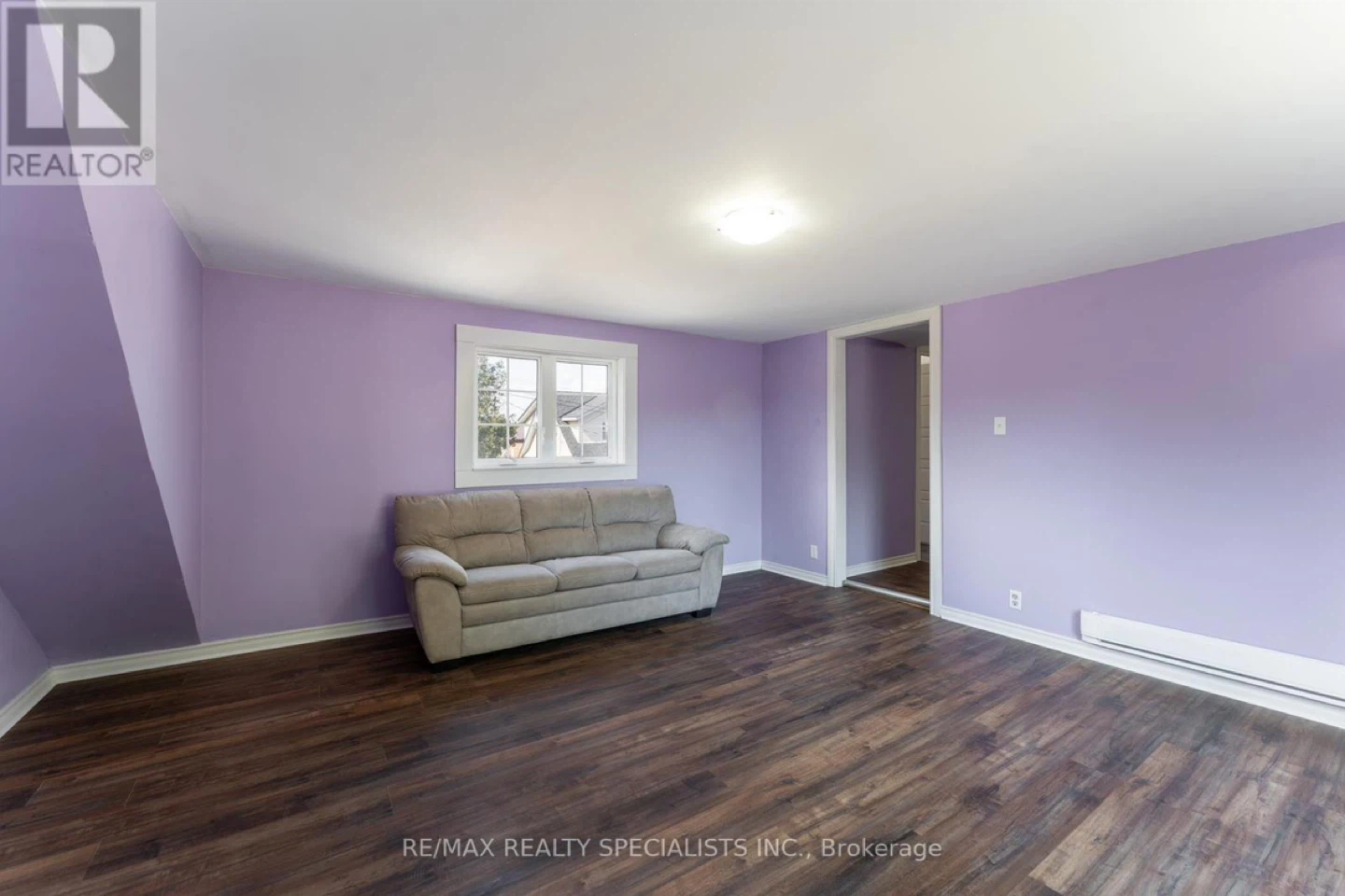 UPPER UNIT FOR RENT – OSHAWA - photo 3
