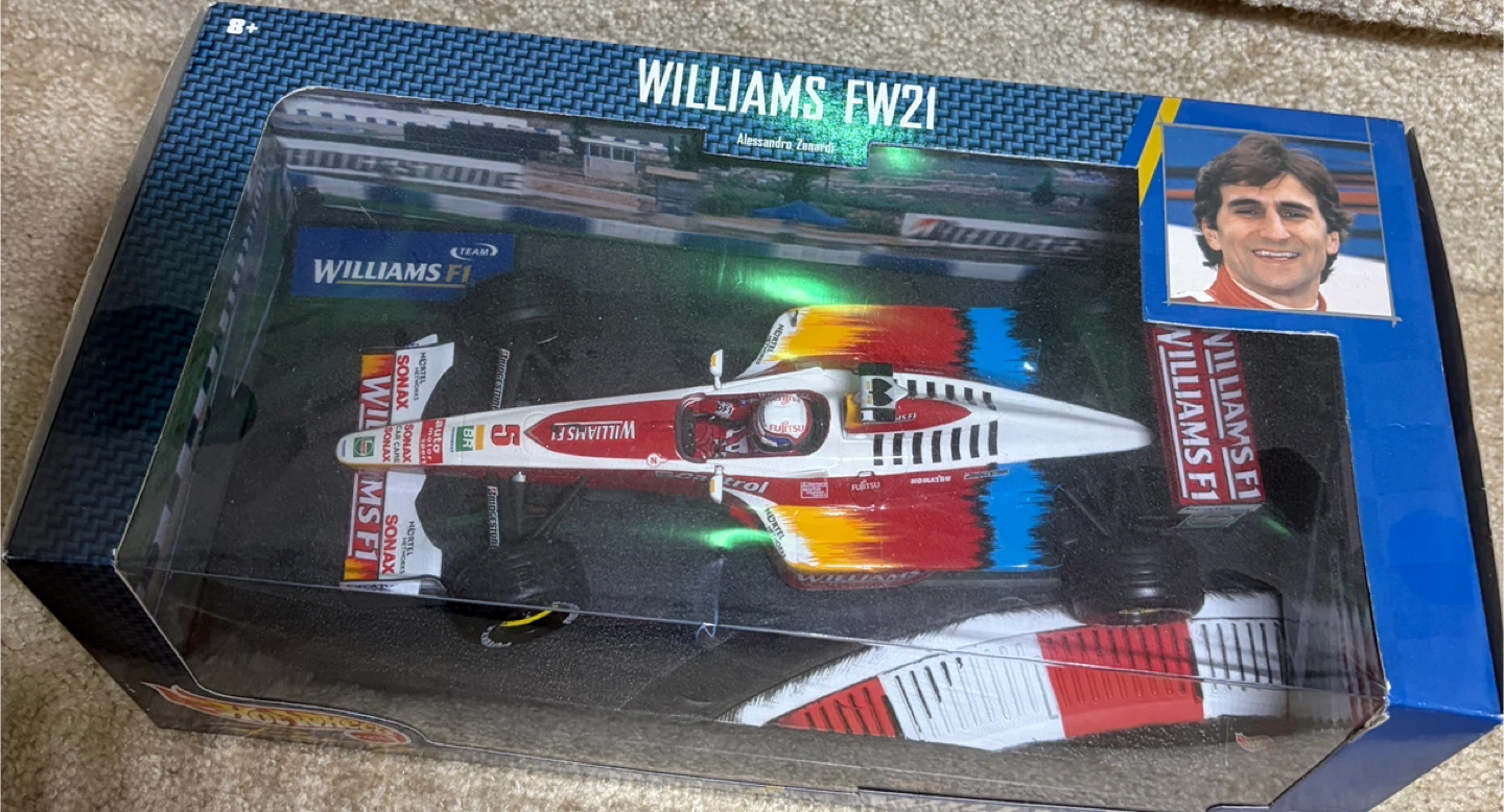 Hot Wheels Williams FW21 F1 Car 1:18 Scale - photo 2