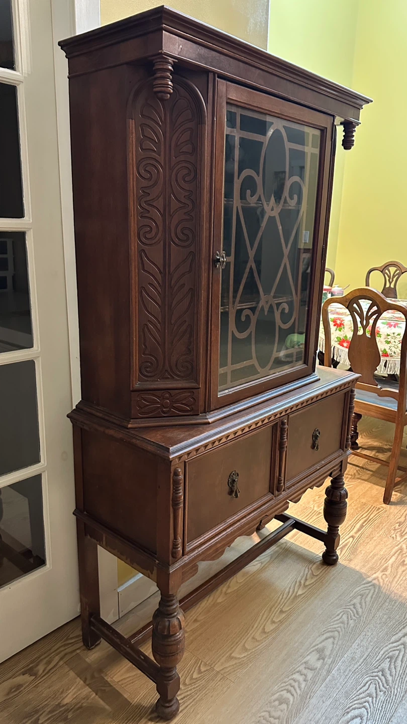 Elegant Solid Wood Antique China Display Cabinet (CAN DELIVER) - photo 2