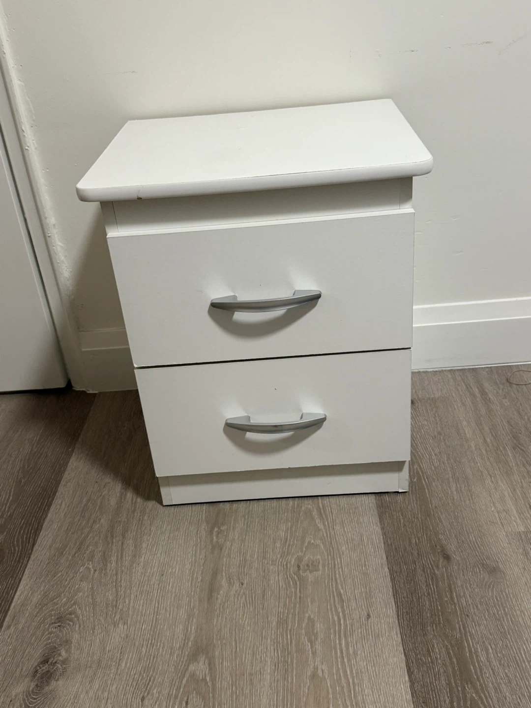White 2-Drawer Nightstand