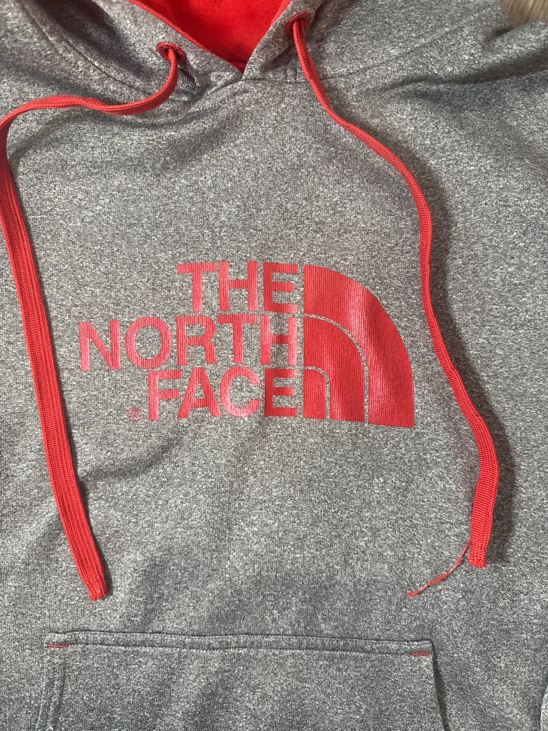 The North Face Gray & Red Hoodie XL - photo 2