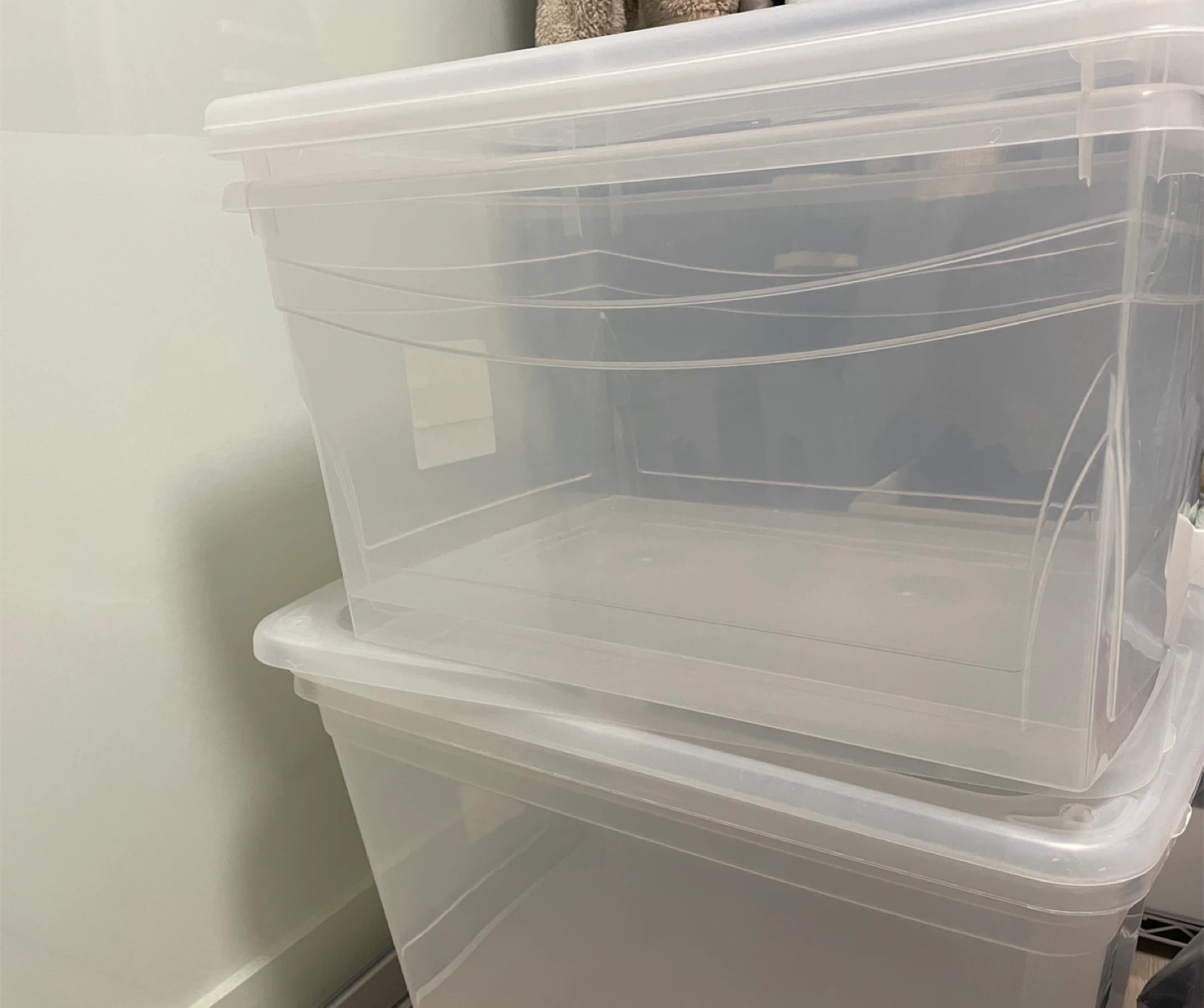 Type A) 2 Clarity Transparent Storage Boxes with Lids (50-L) - photo 2
