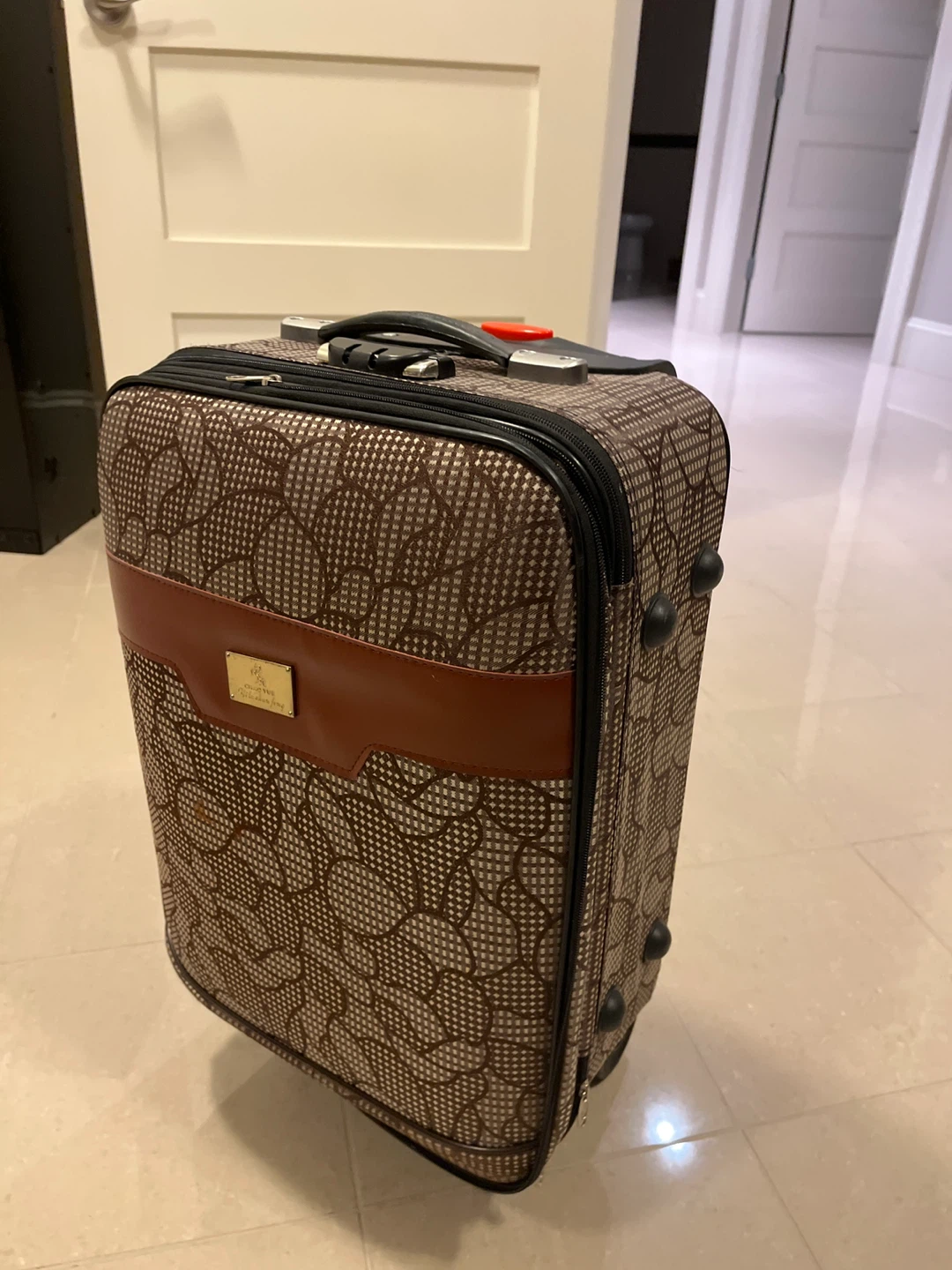 Chao Yue Yi La Shun Feng Suitcase - photo 2