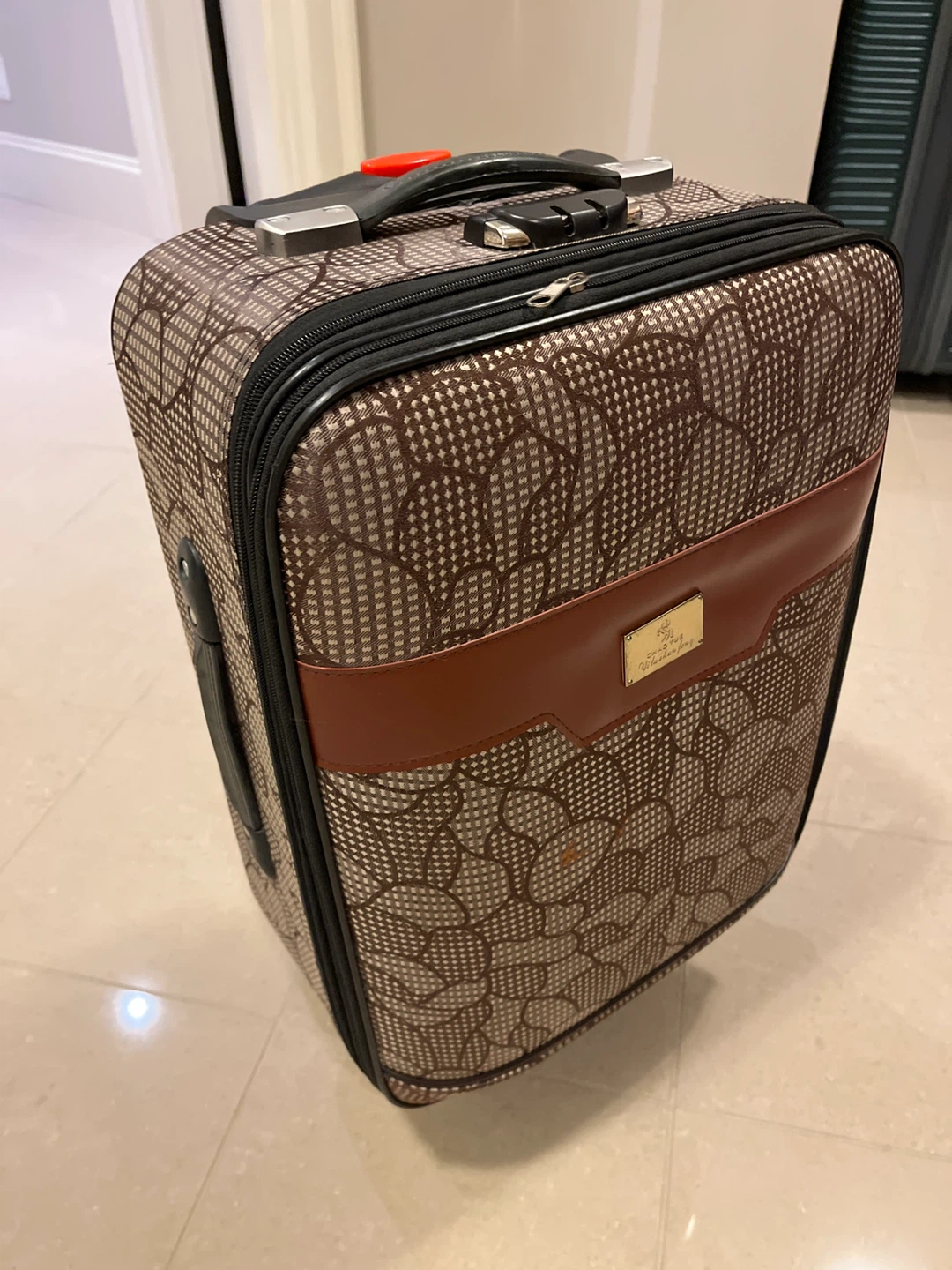 Chao Yue Yi La Shun Feng Suitcase - photo 4
