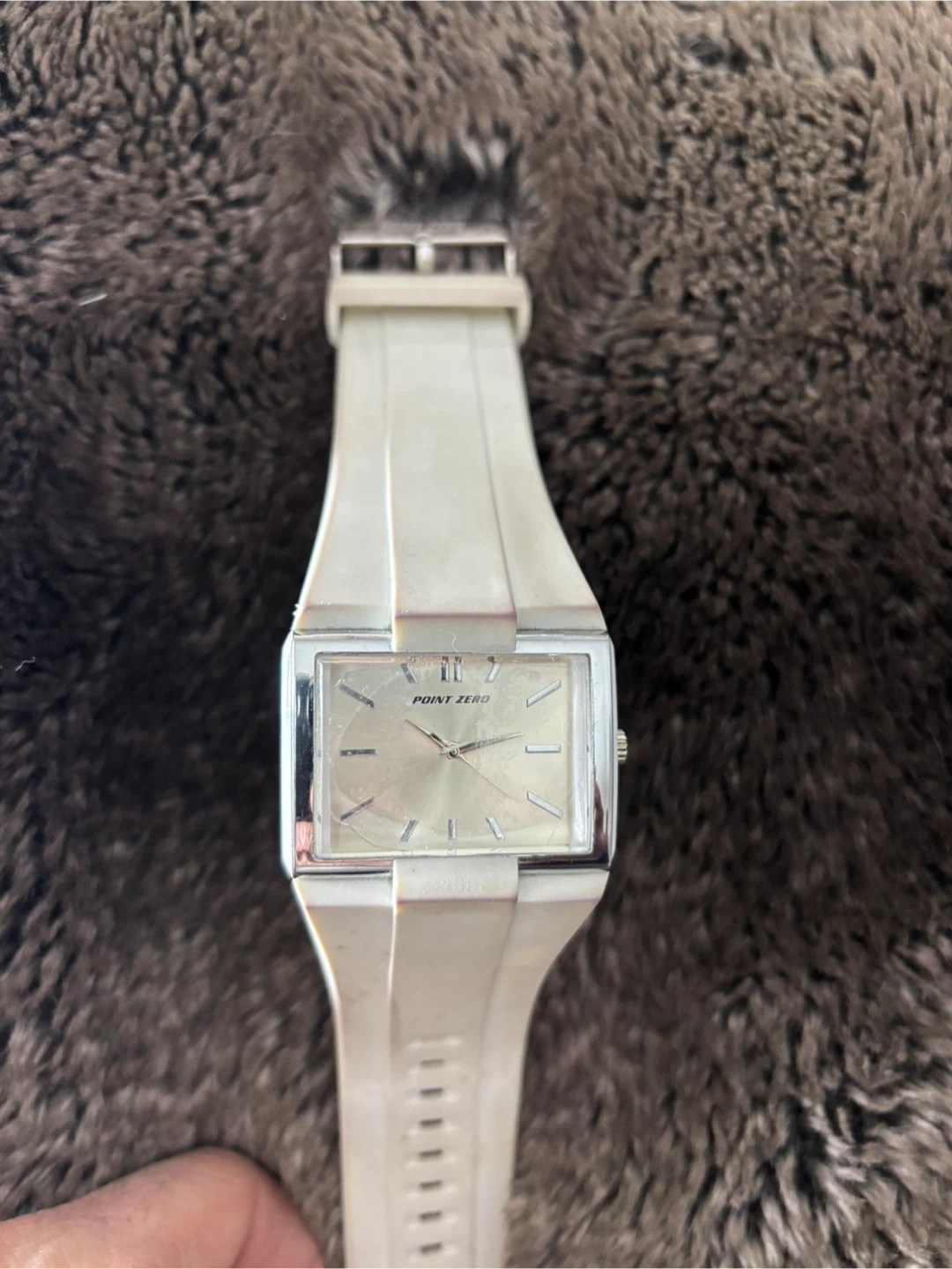 🥕 Point Zero White Watch