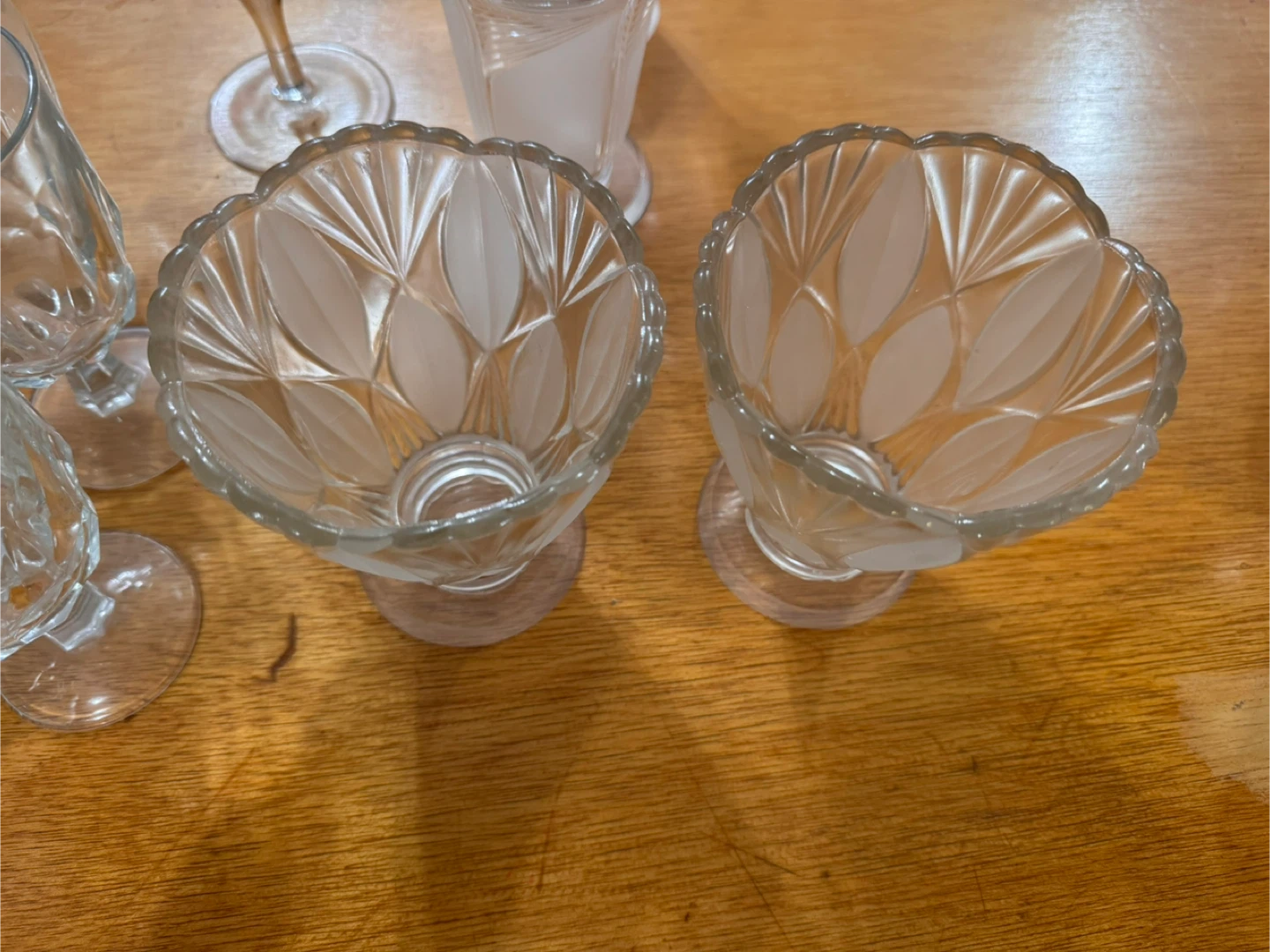 4 Pairs of Dessert Bowls  ($10 a pair or $30 for all)🥕 - photo 4