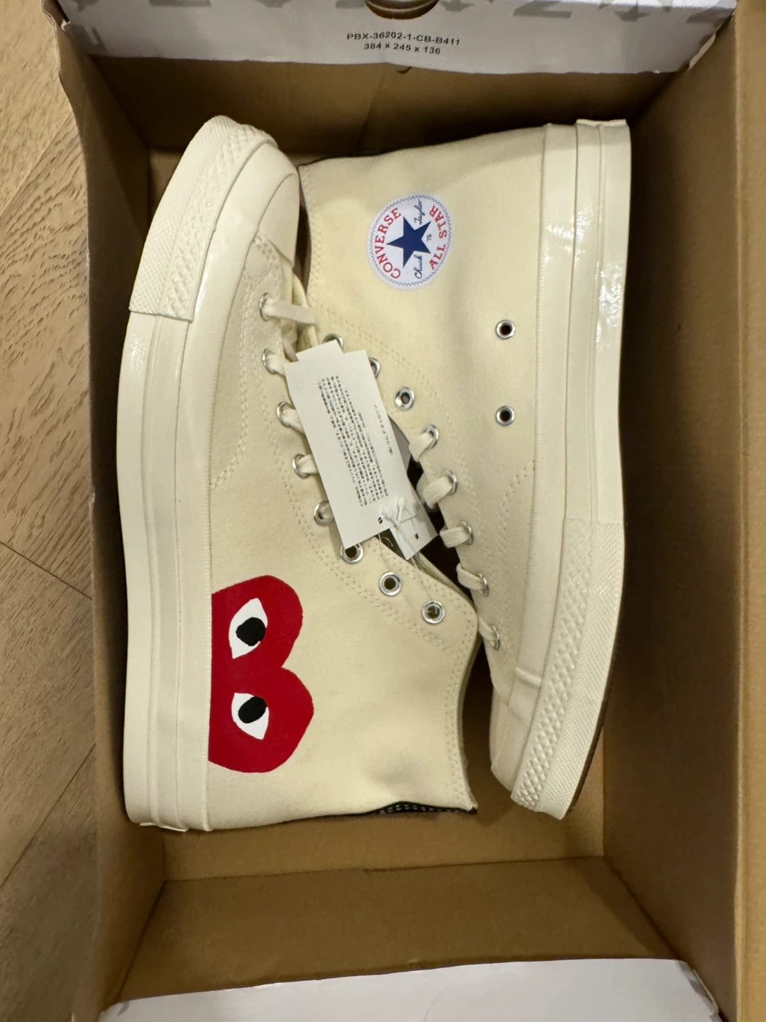 Converse Unisex CDG PLAY x Chuck 70 High - Milk - M12 / W14