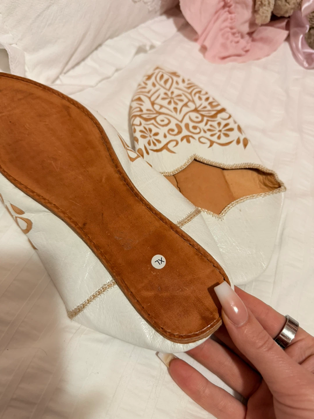 Moroccan Babouche Slippers from The Cross  - White, Size XL - photo 4