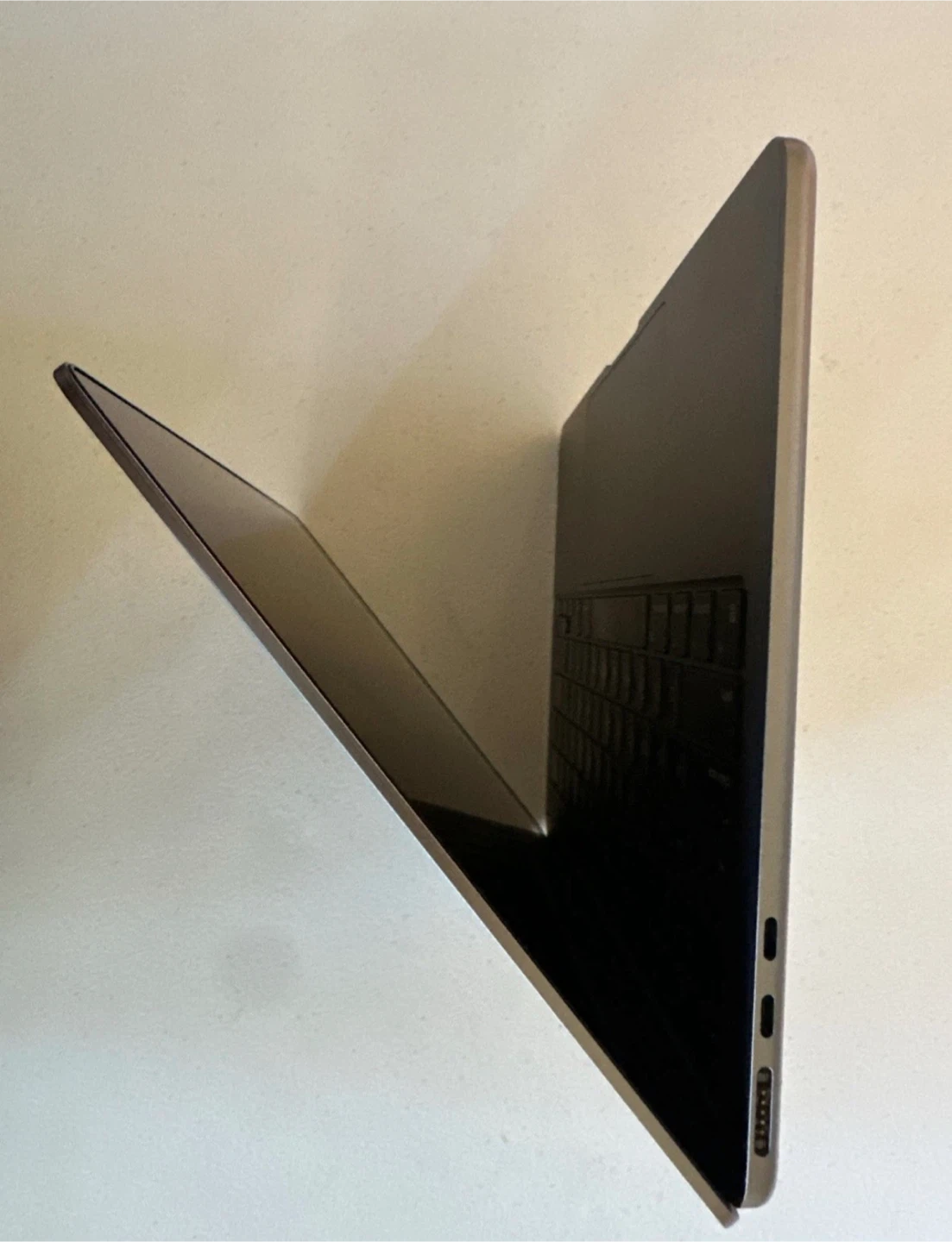 Apple MacBook Air 13" 2022 M2 512GB 16GB RAM - photo 4