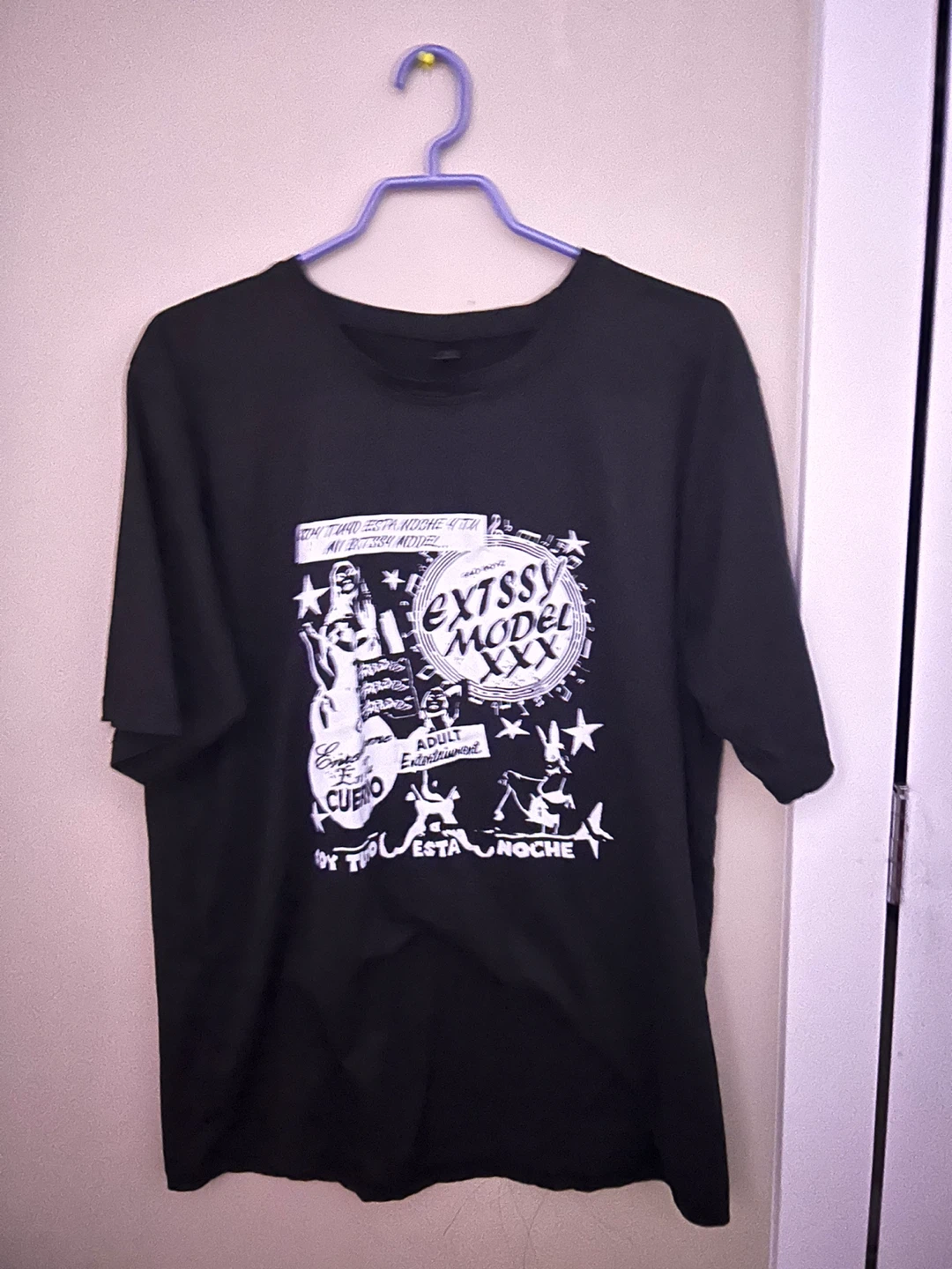 Black Graphic T-Shirt - photo 2