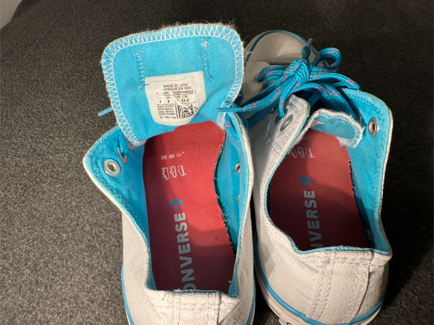 Converse All Star Low Top - Size 8 (Women's) - photo 3