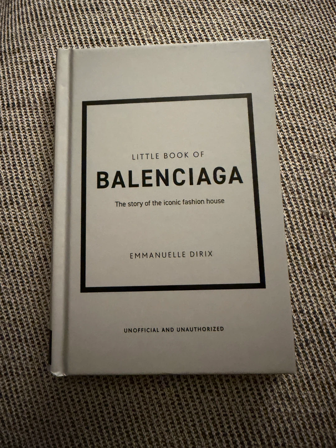 Little Book of Balenciaga by Emmanuelle Dirix