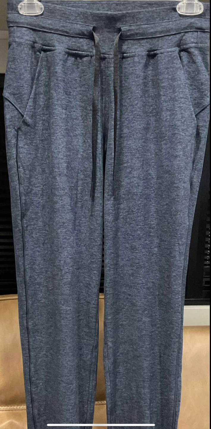 Lululemon “Ready to rulu ” Jogger- Size 4
