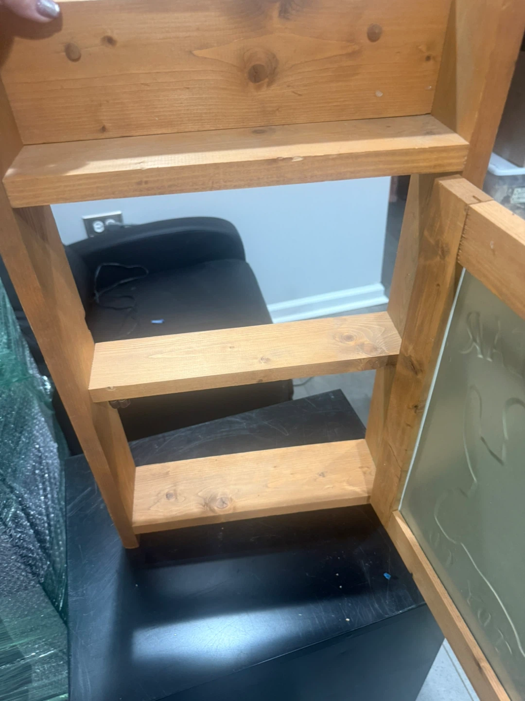 Teddy Bear Toy Co. Wooden Cabinet - photo 2