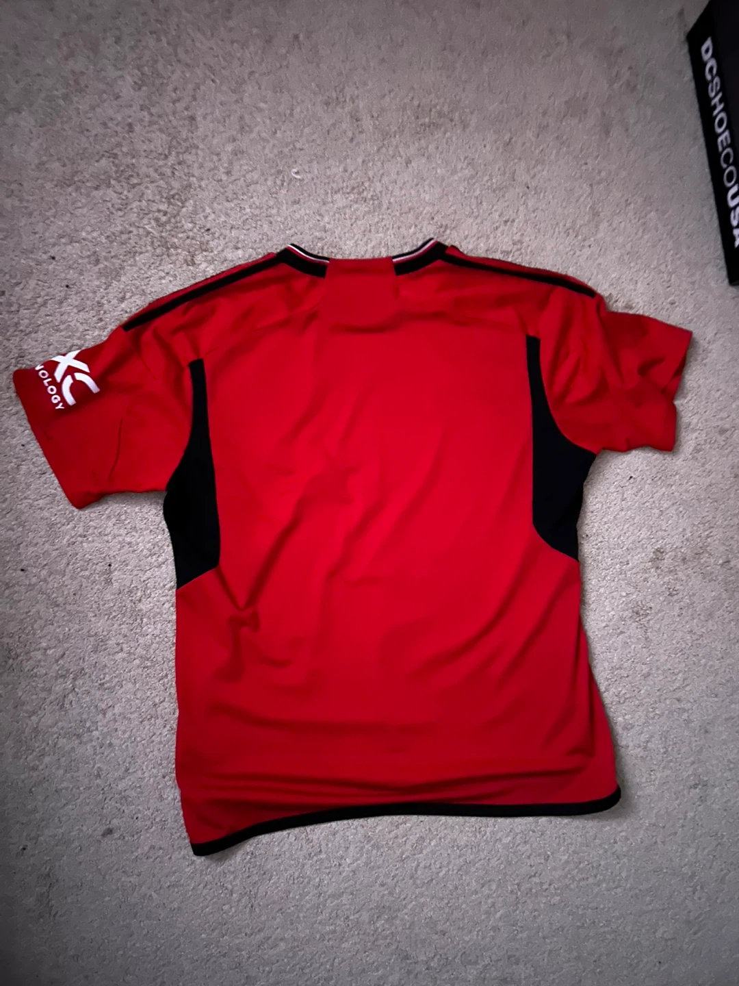 Adidas Manchester United 2023/24 Jersey - photo 2