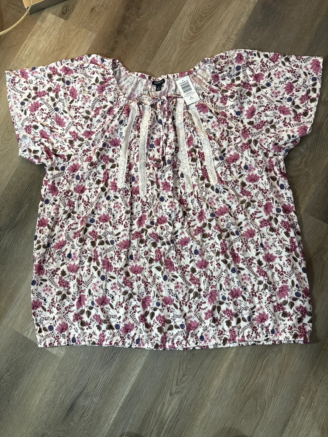 Torrid Floral Print Top, Size 3 (22-24)