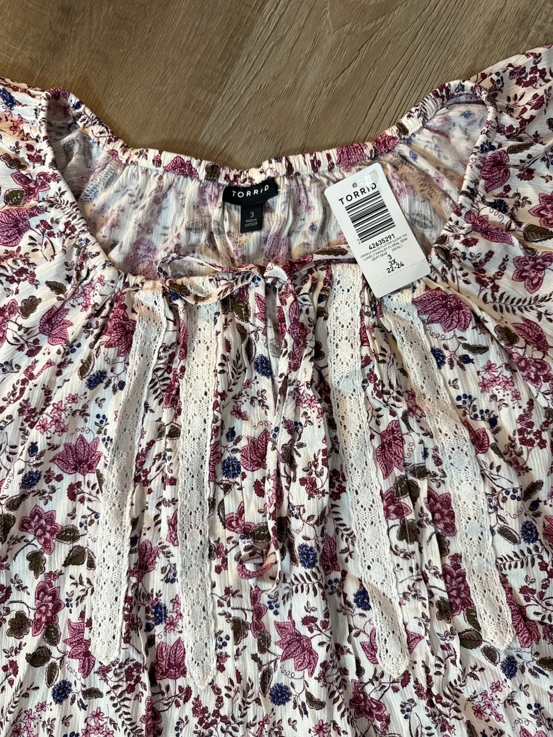 Torrid Floral Print Top, Size 3 (22-24) - photo 2