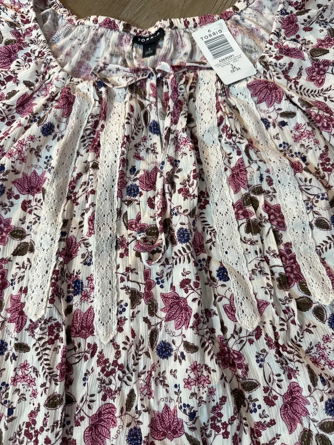 Torrid Floral Print Top, Size 3 (22-24) - photo 4