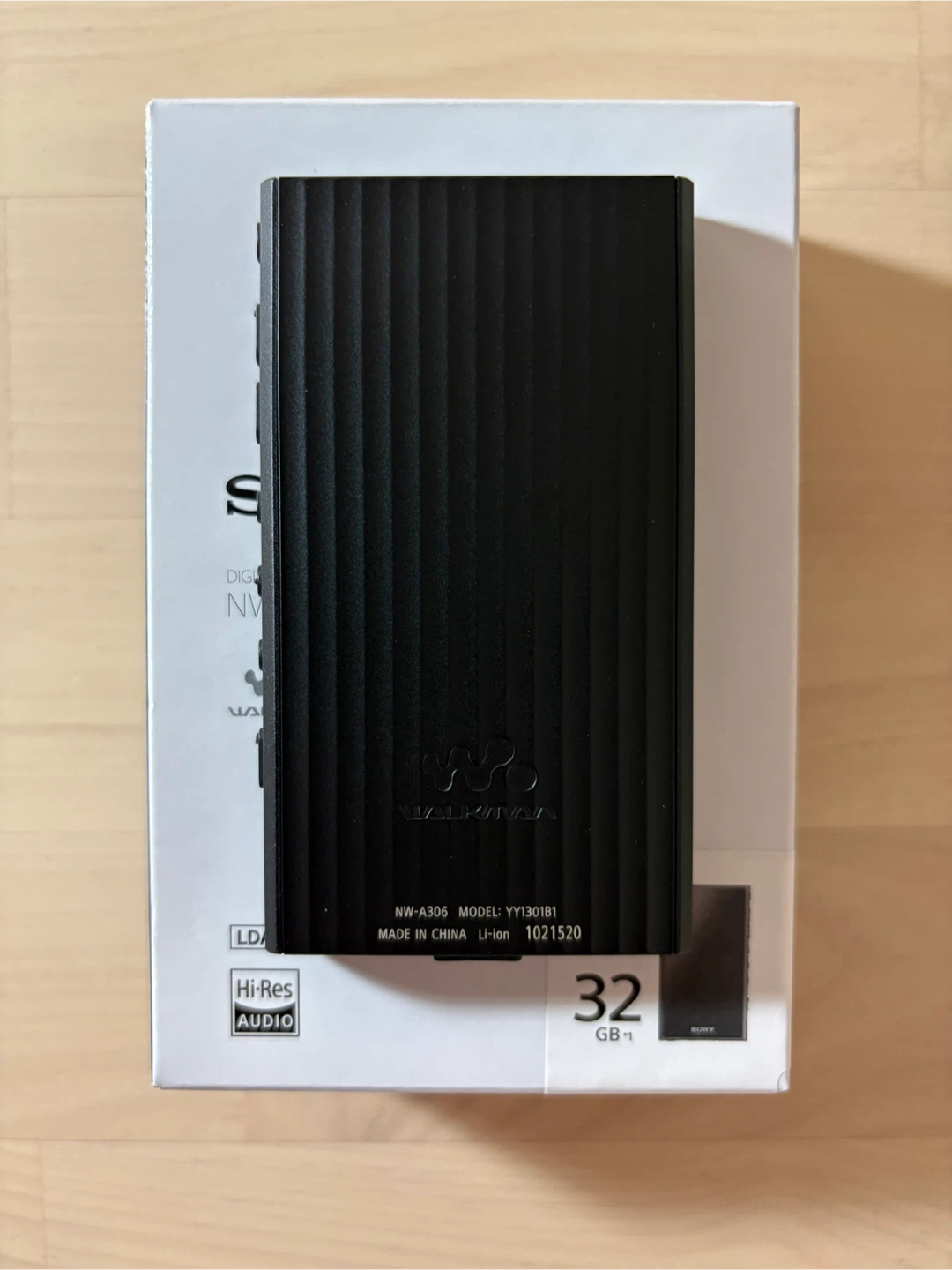 Like New Sony NW-A306 Walkman Digital Media Player (Black/32GB) - photo 3