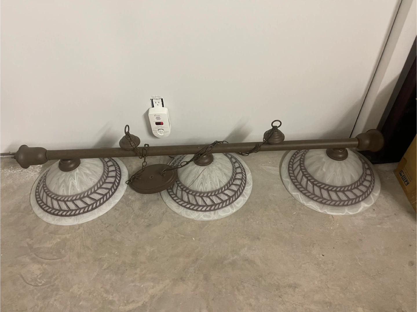 3-Light Fixture 🥕