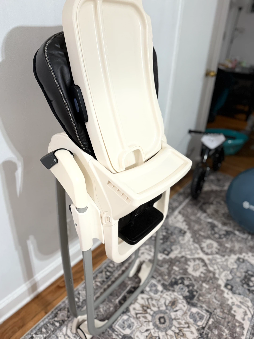 Graco Blossom 6-in-1 Convertible High Chair - photo 5