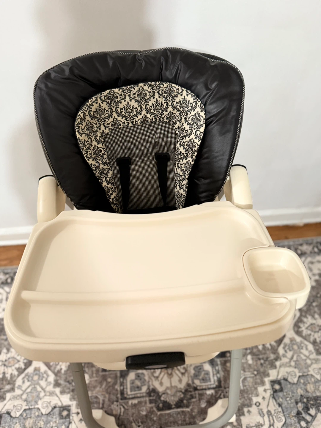 Graco Blossom 6-in-1 Convertible High Chair - photo 2