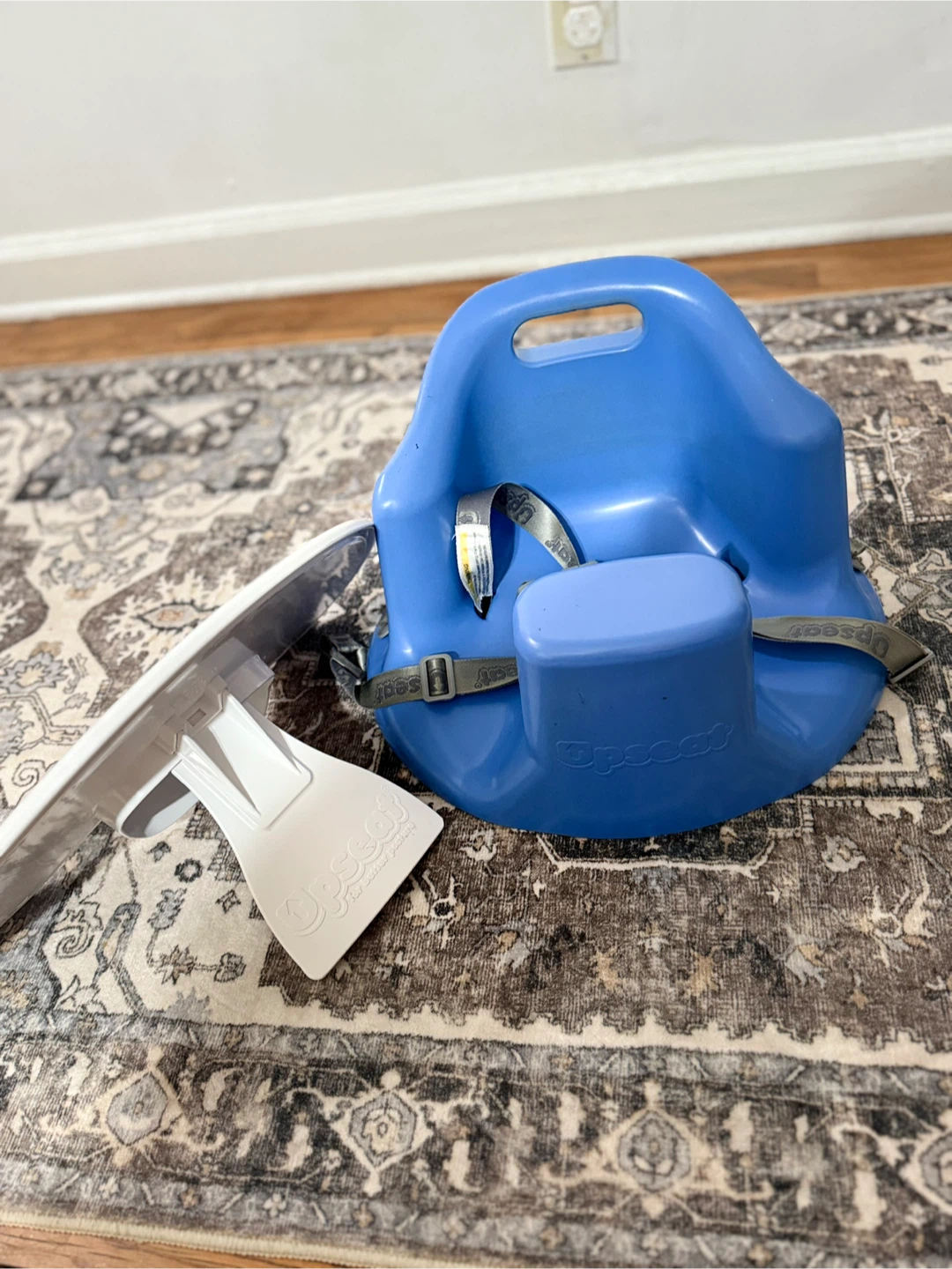 Upseat Floor and Booster Seat - Blue - photo 4