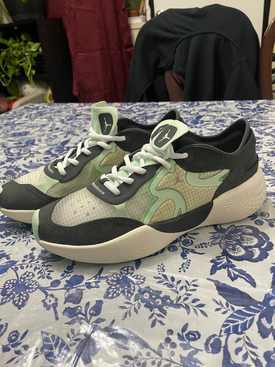 Jordan Formula 23 Sneakers - photo 2