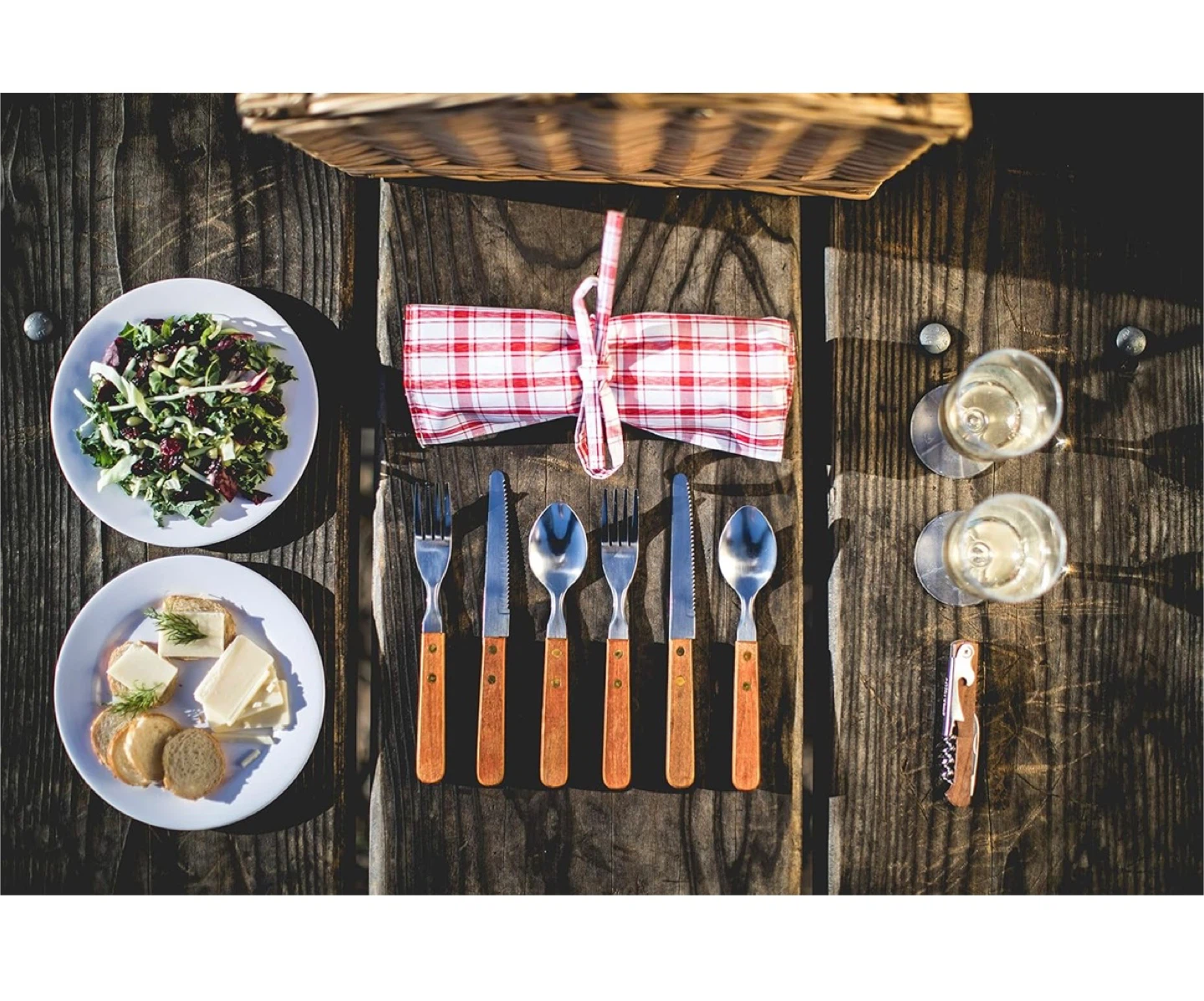 Picnic Basket with Utensils - photo 5