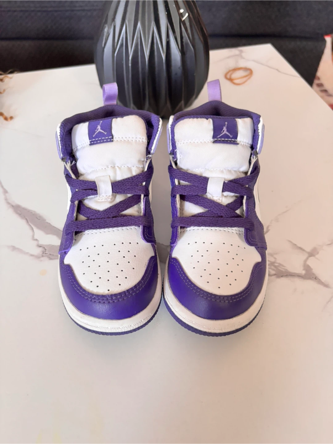 Air Jordan 1 High Top Sneakers - Size 5 - photo 2