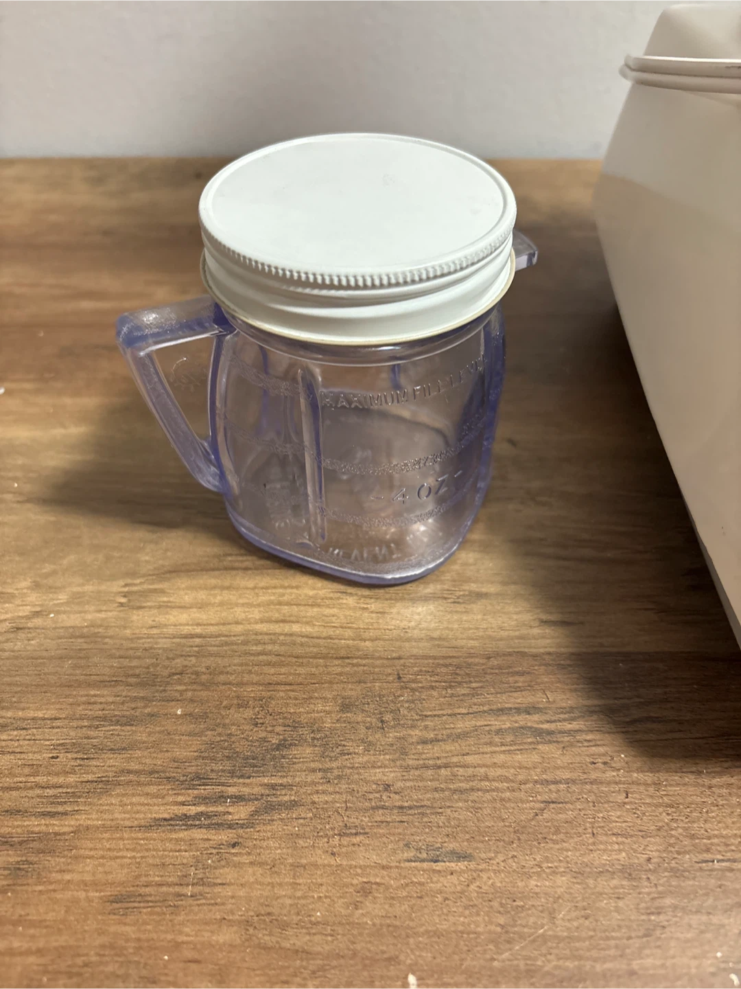 Osterizer Blender + Measuring Cup - photo 4