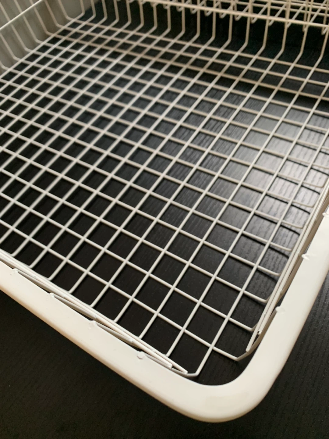 White Wire Storage Baskets- Set of 2 - photo 5