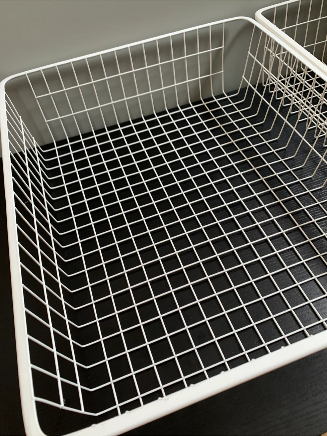 White Wire Storage Baskets- Set of 2 - photo 4