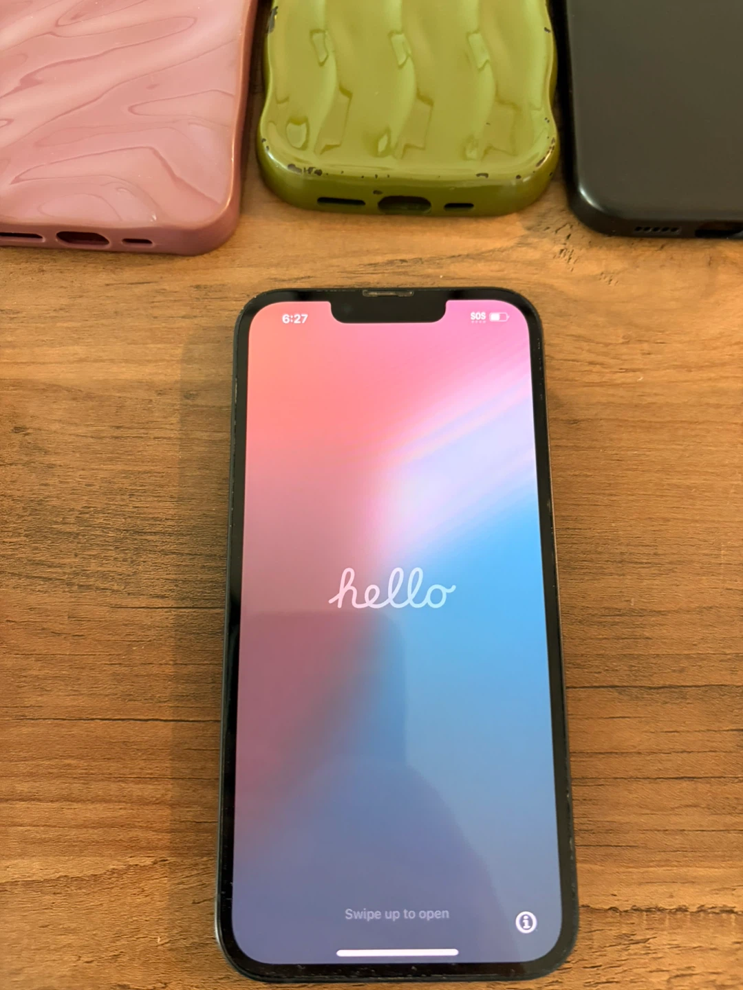 iPHONE 13 BUNDLE WITH 5 CASES - photo 2