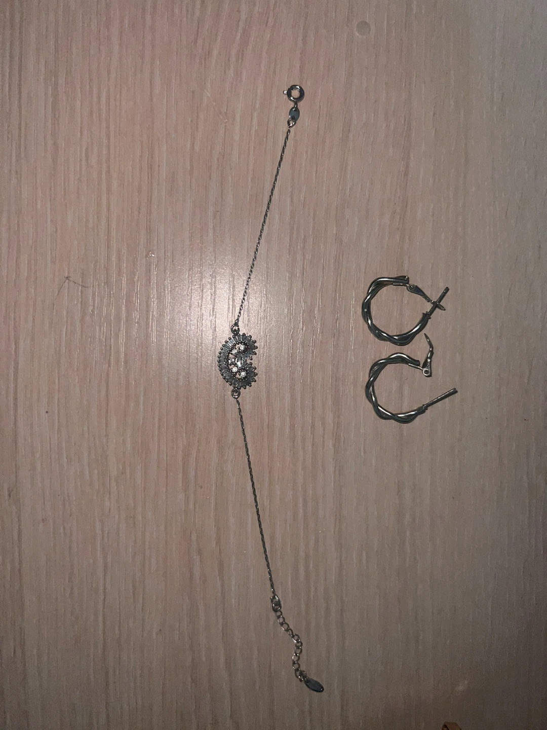 Bracelet and Earrings Set 🥕