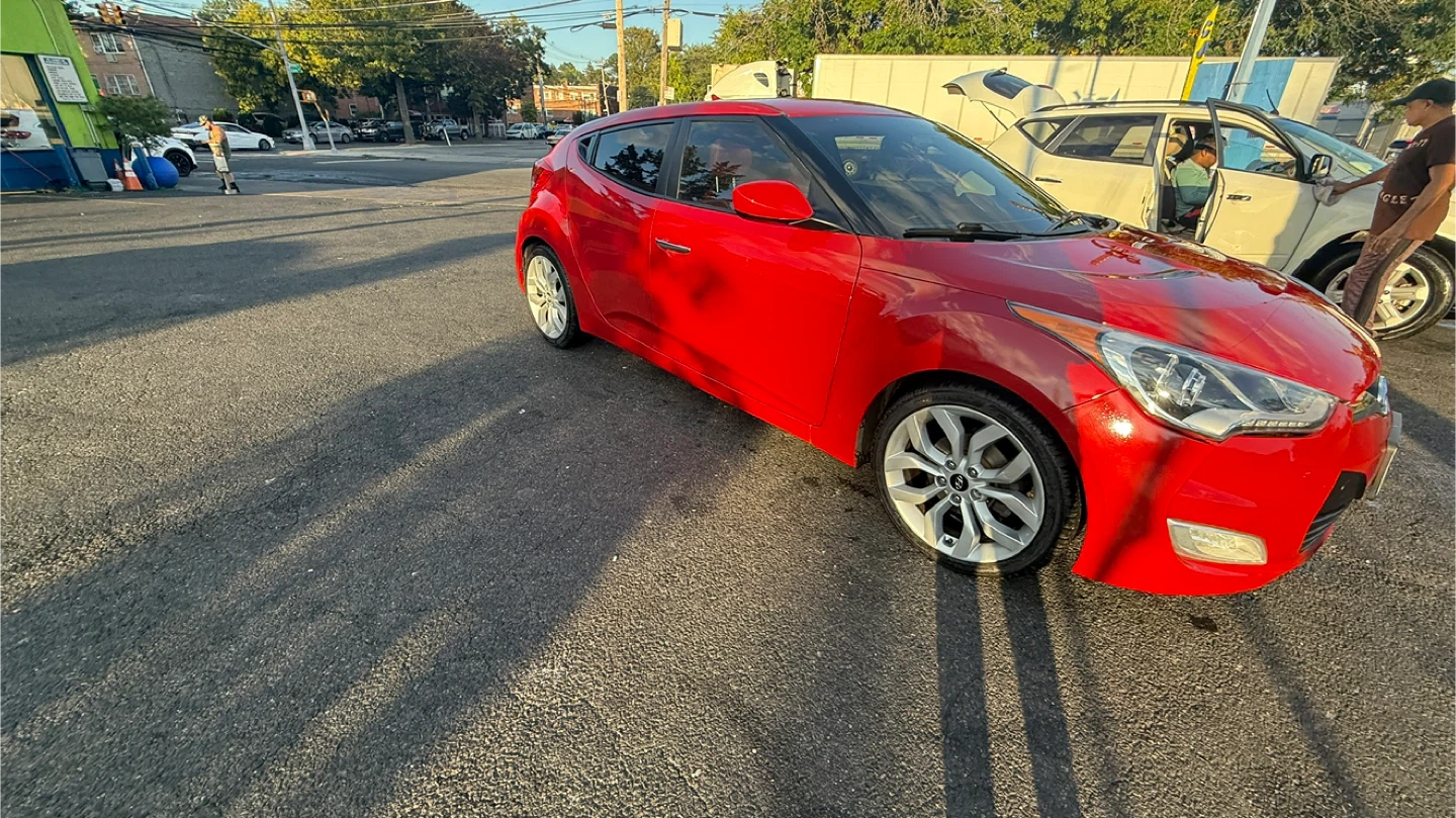 Red Hyundai Veloster 2015
