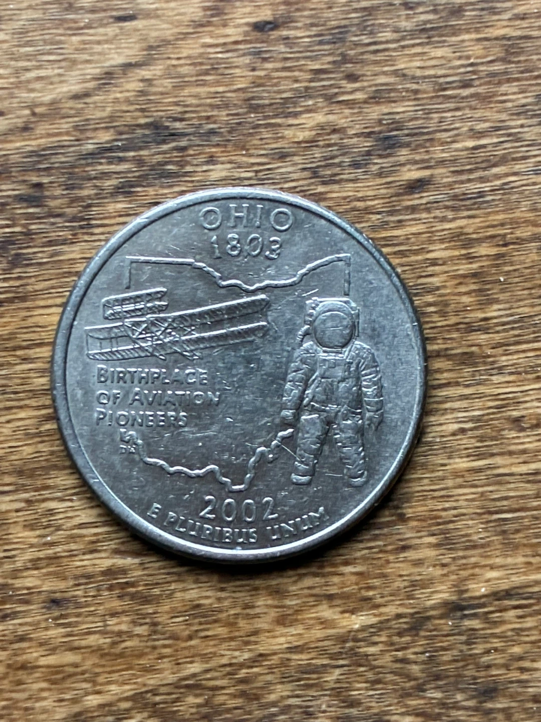 $3.50  Error 2012 toonie Canada coin money collectible wear tear - photo 5