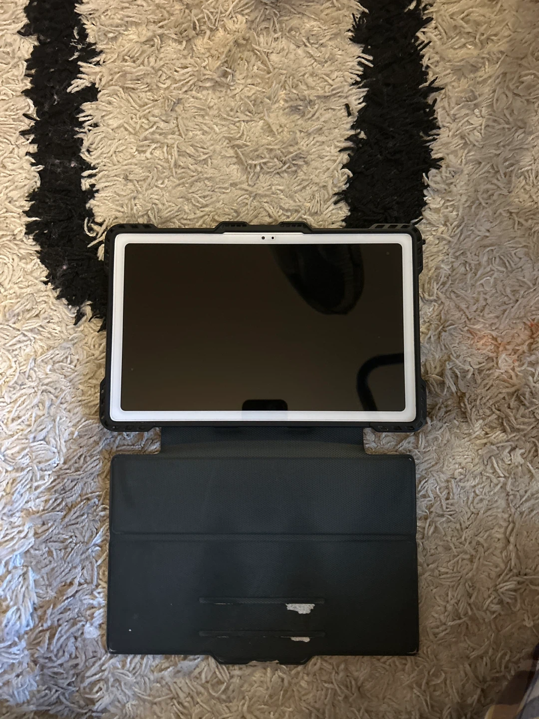 Tab A7 with Targus case (READ DESCRIPTION) - photo 2