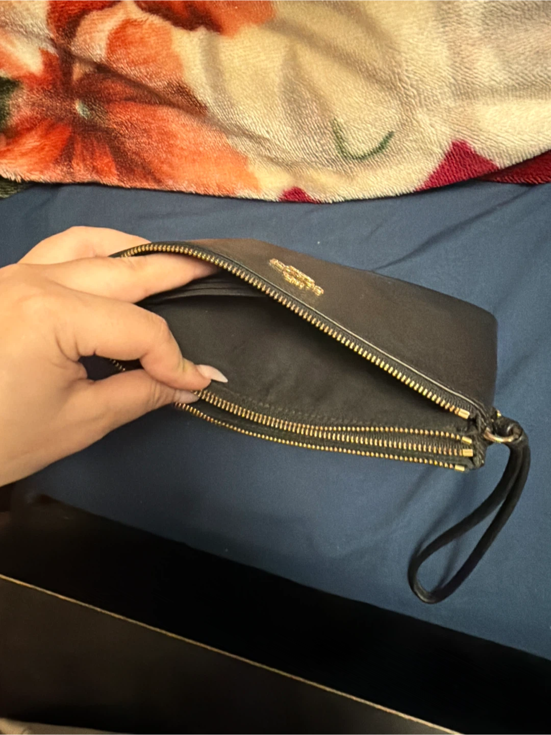 Coach Black Leather Wristlet - photo 3