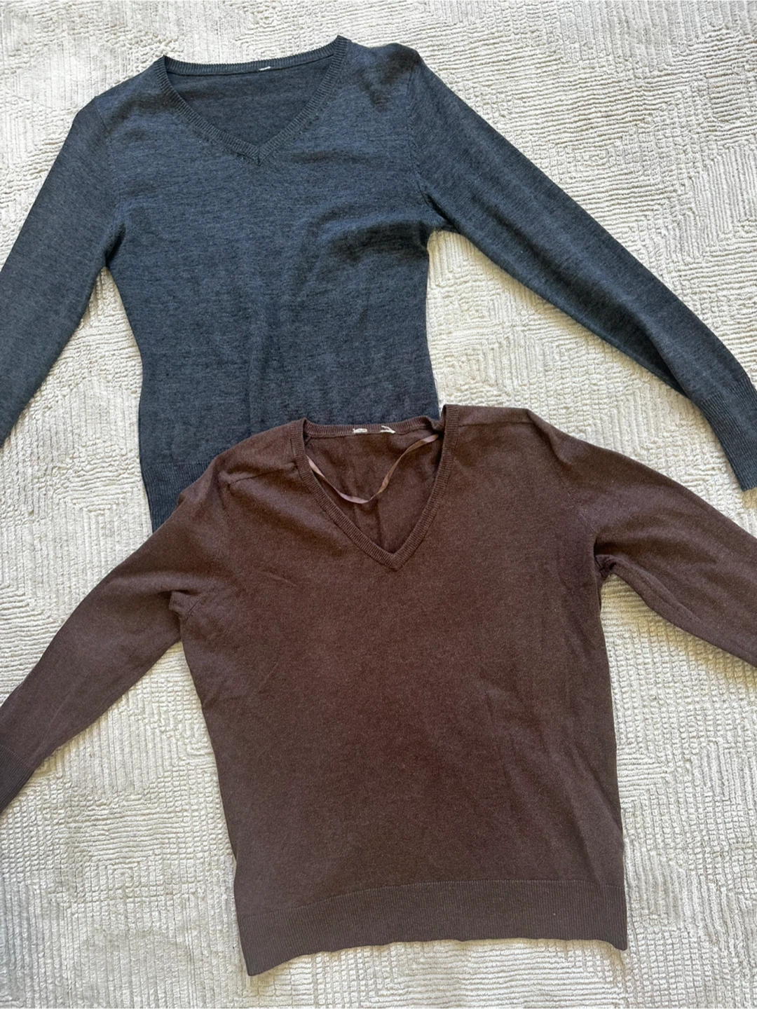 Two V-neck Sweaters - Grey & Brown - photo 2