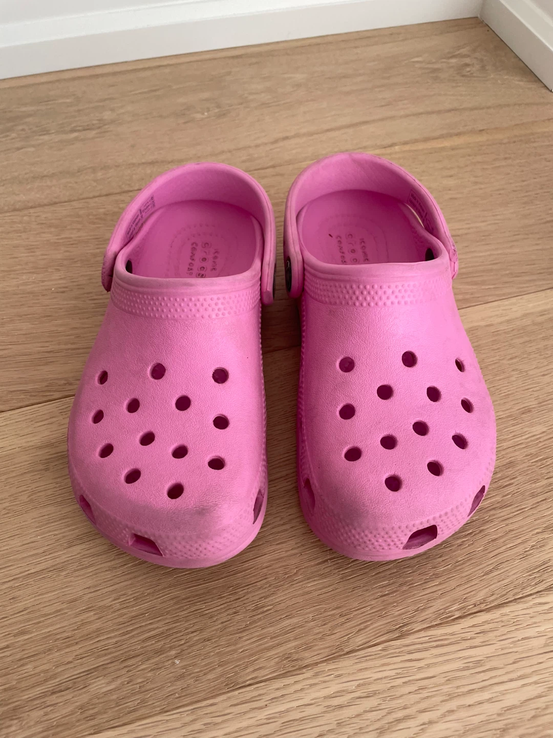 Girls Pink Crocs Size C13