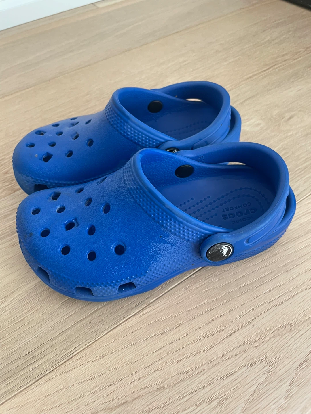 Boys Blue Crocs - Size C10 - photo 2