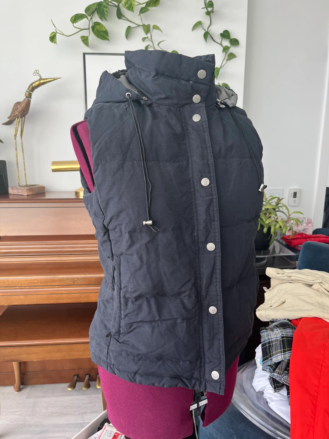 Women’s Down Puffer Vest, M