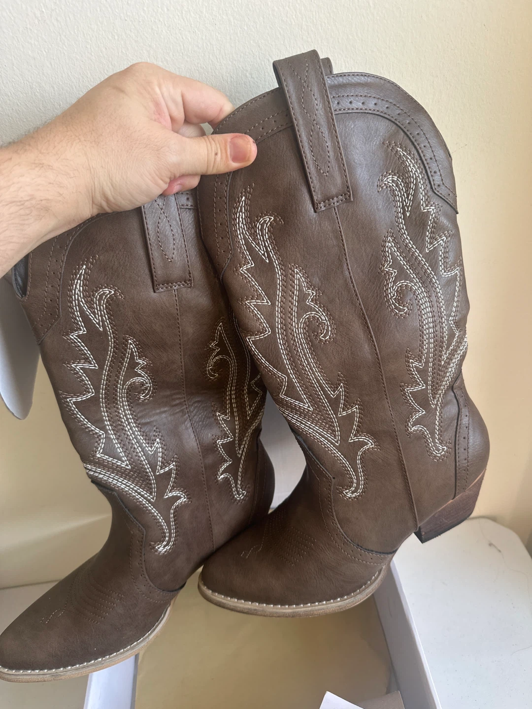 Rollda Collection Brown Cowboy Boots - size 8